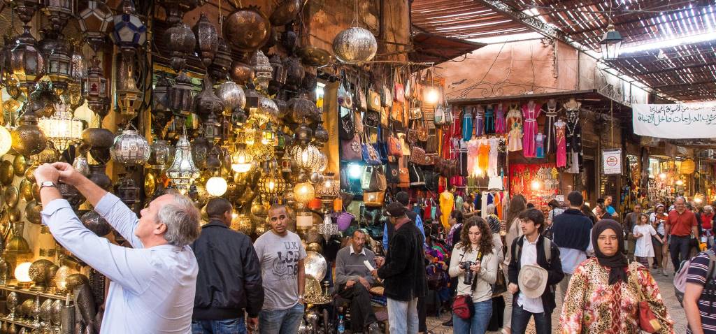 What Not to Eat in Morocco: A Traveler’s Guide to Safe Dining
